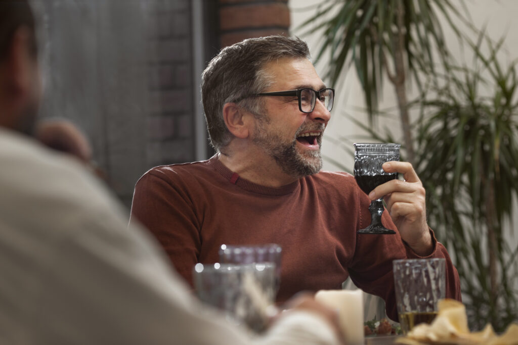 Différents profils de participants lors d'ateliers dégustation fromage à Toulouse : débutants, experts, familles